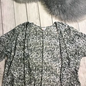 LuLaRoe Lindsay Black and White Print Kimono
